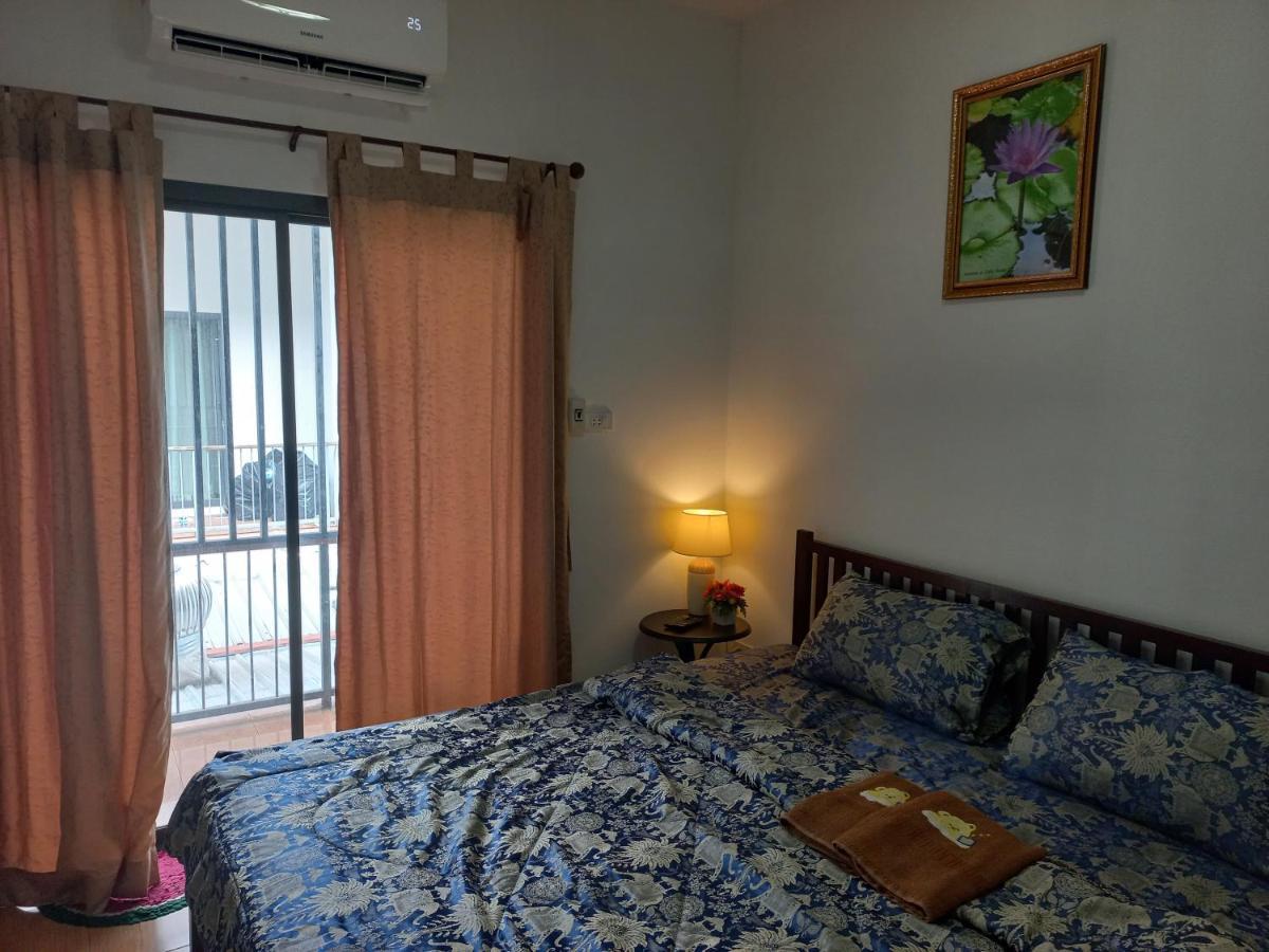 Amaretto&Caffe Hostel Surat Thani Esterno foto