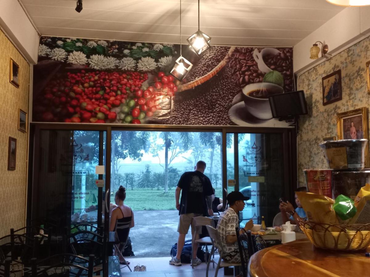 Amaretto&Caffe Hostel Surat Thani Esterno foto