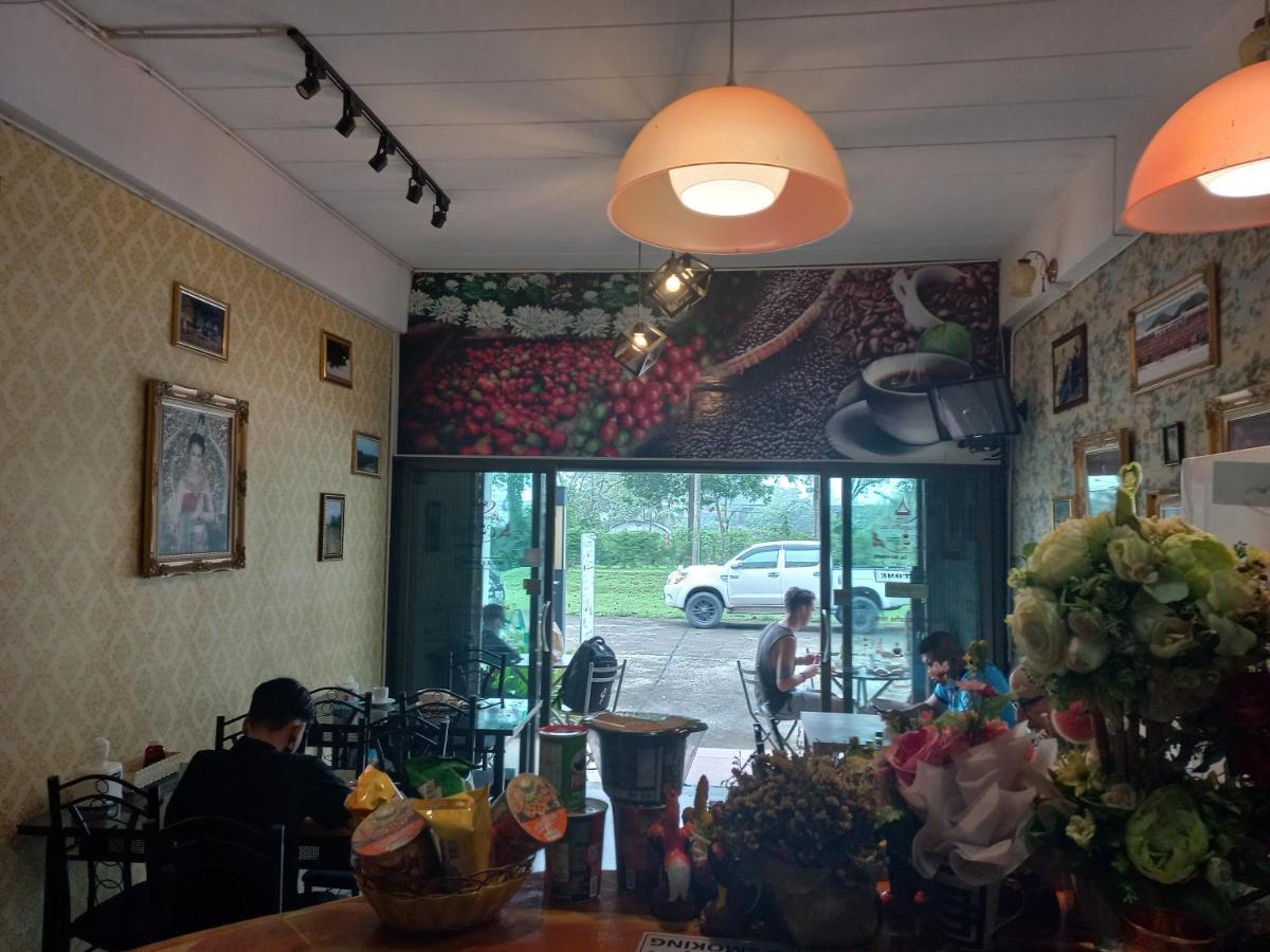 Amaretto&Caffe Hostel Surat Thani Esterno foto