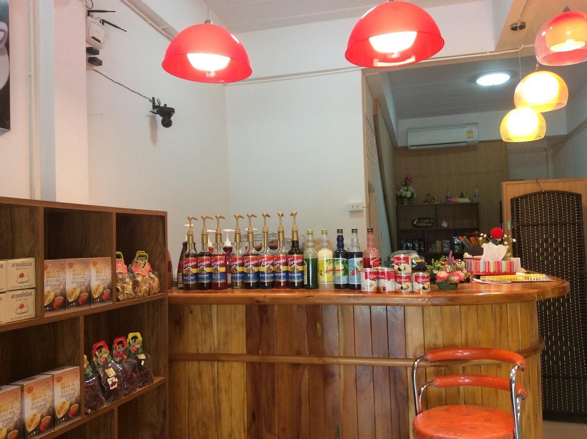 Amaretto&Caffe Hostel Surat Thani Esterno foto